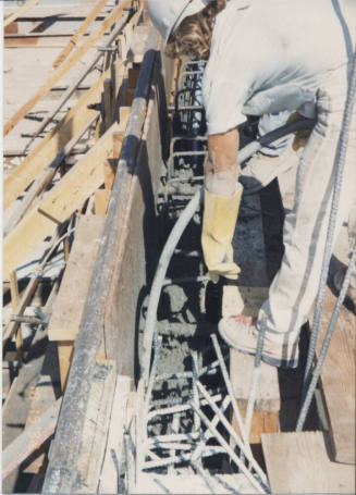 Girder Wall Pour Span 3