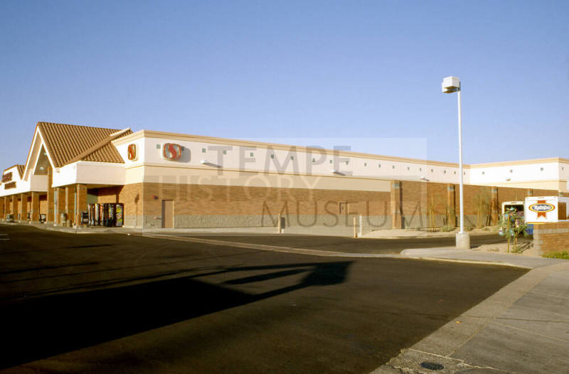 Safeway, 1515 E. Elliot Rd.