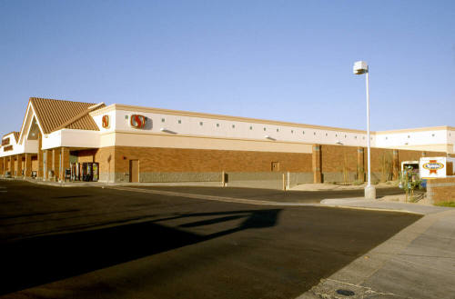 Safeway, 1515 E. Elliot Rd.