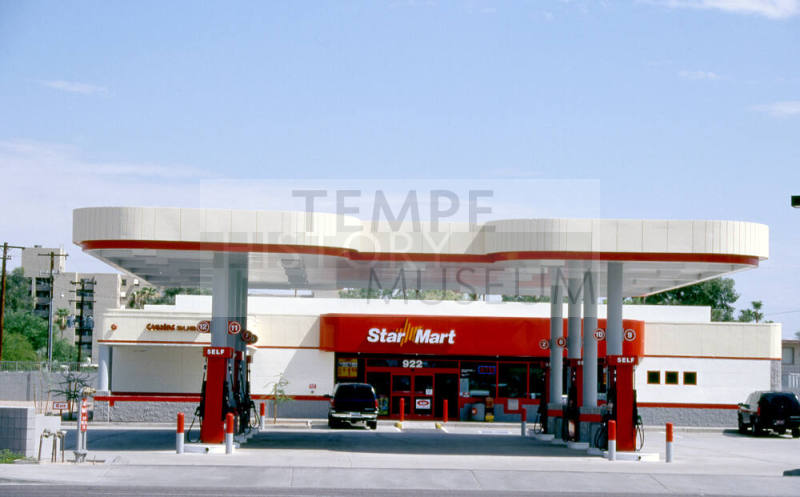 Texaco Star Mart, 922 E. Apache Blvd.