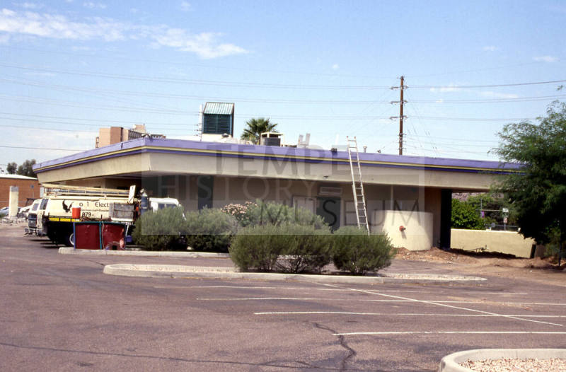 Acme Roadhouse, 855 S. Rural