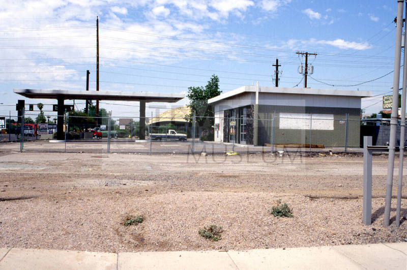 Vacant gas station, Rural and Apache