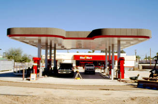 Texaco Star Mart, 922 E. Apache Blvd.
