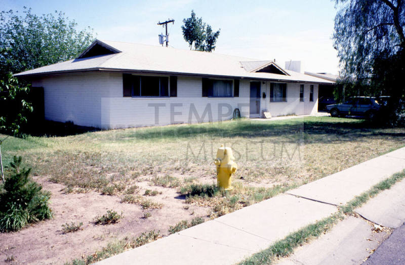 Residence, 720 E. Broadway Lane