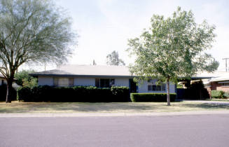 Residence, 733 E. Solana Dr.