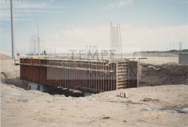 Pier 9 Cap