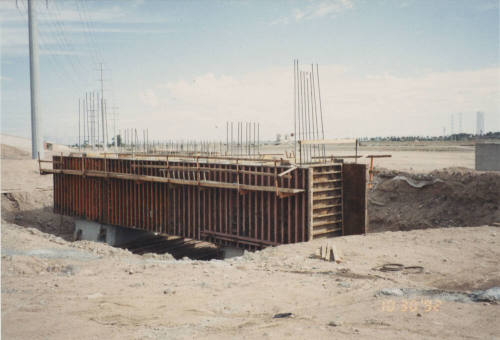 Pier 9 Cap