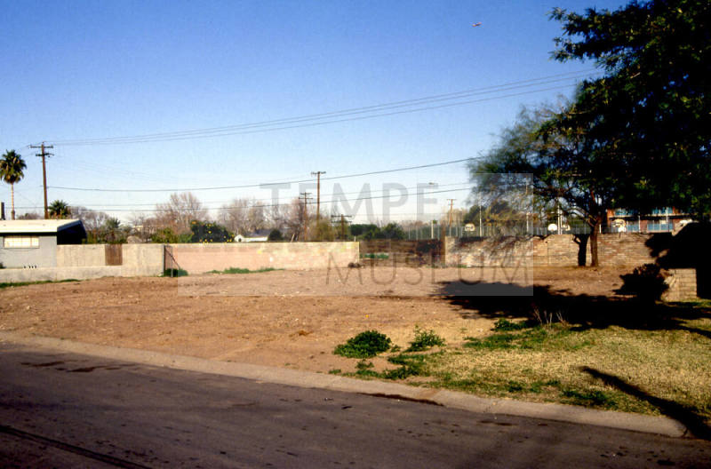 Fleming Lot, 502 E. Vista del Cerro