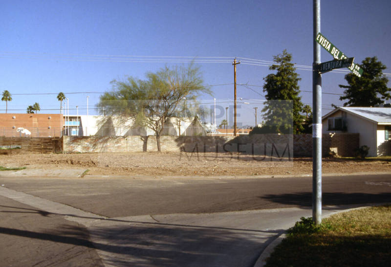 Fleming Lot, 502 E. Vista del Cerro