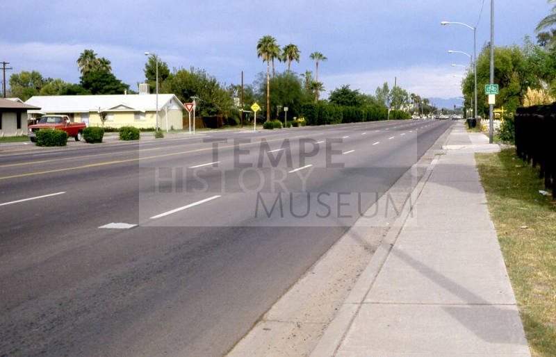 Broadway and Ventura, looking east