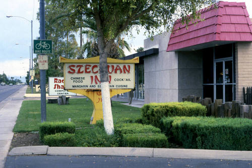 Szechuan Inn, Mill Ave. and Broadway Road