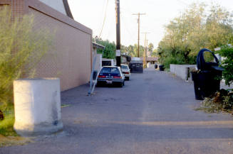 Alley on Broadway Lane
