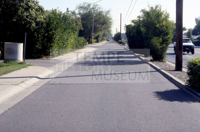 Broadway Lane at El Camino