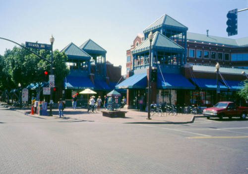 Centerpoint, 680 S. Mill Ave.