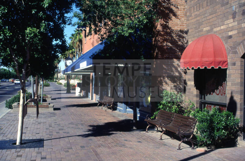 Mill Ave. Streetscape - street scene