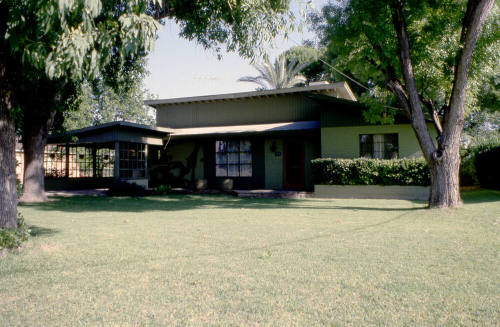Residence, 306 E. 15th St.