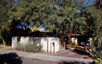 Nickels residence, 322 E. Broadway Ln.