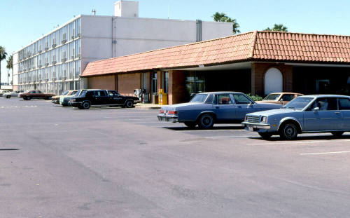 Holiday Inn before remodel, Apache and Rural