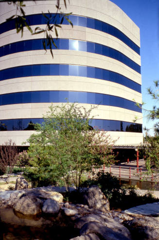 Park Garden, 1620 W. Fountainhead Parkway