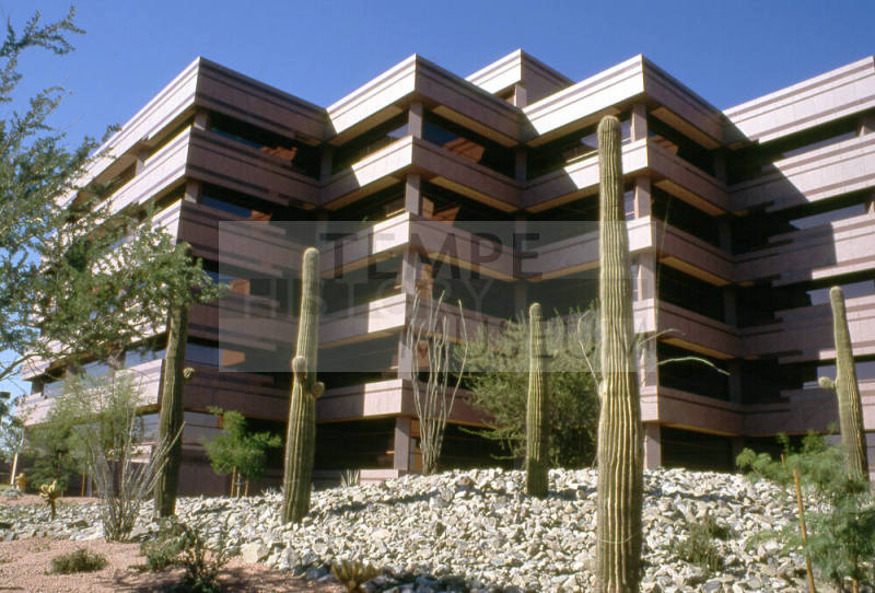 Papago Park Center - SRP