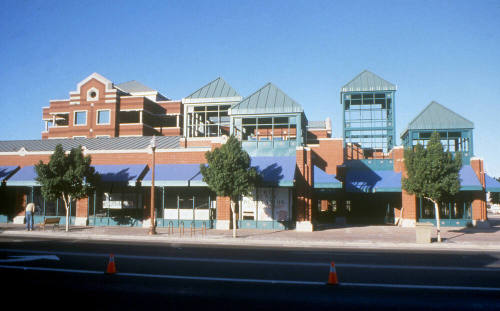 Centerpoint Construction, Mill Avenue and 6th Street