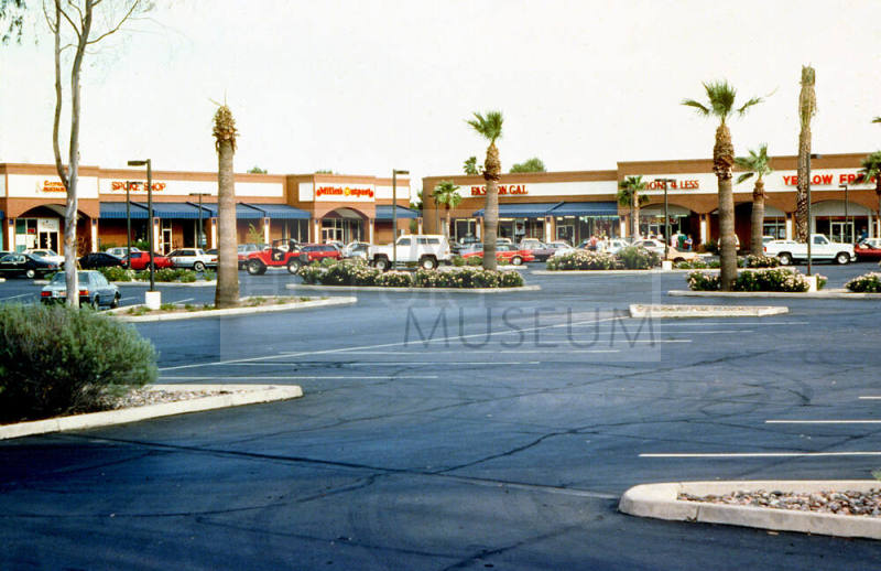 Broadway Marketplace, Southeast Corner of Broadway Rd. and Rural Rd.