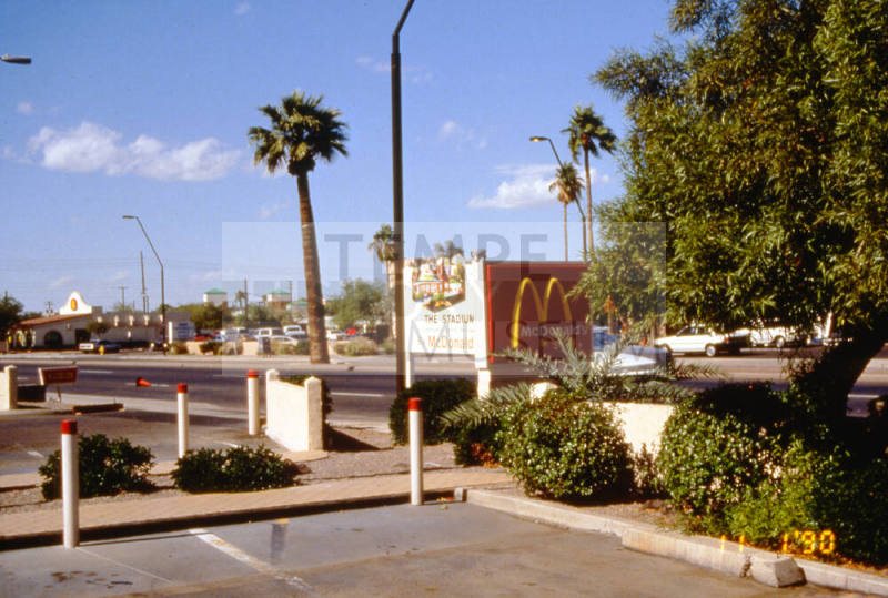 McDonald's sign