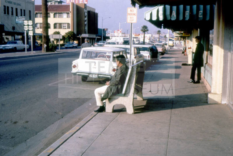 Mill Ave. bus stop near Casa Loma