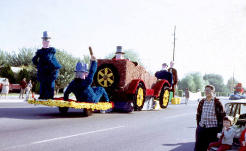 Tempe Parade - back of Laurel and Hardy float