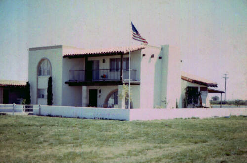 Carnal Home in Calle de Caballos