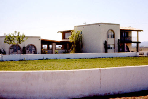 Carnal Home in Calle de Caballos