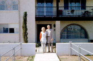 Dorothy and Arthur Lyle Carnal in Calle de Caballos