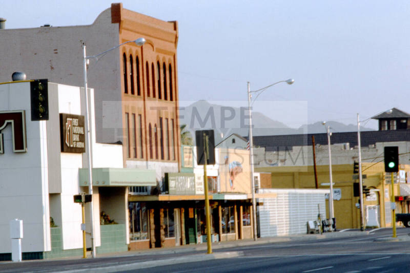 Mill Avenue shops