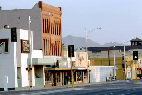 Mill Avenue shops