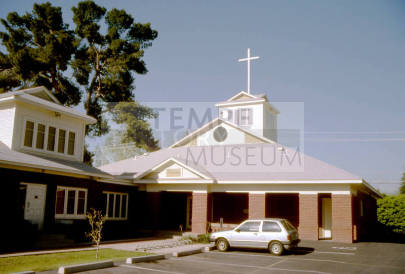 Alleluia Lutheran Church, 1034 S. Mill Ave.