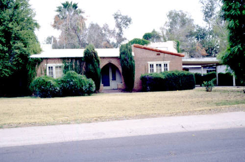 McCaw-Bauer House, 603 S. Roosevelt St.
