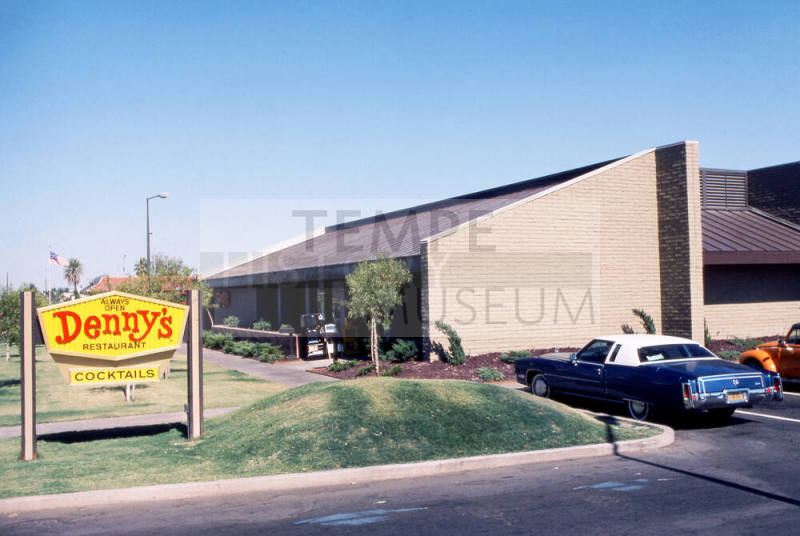 Denny's Restaurant
