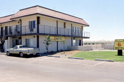 Western 6 Motel, W. Broadway Rd.