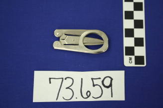 Folding scissors