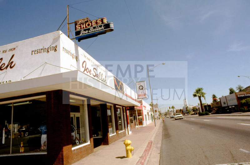 Joe Sellah Sporting Goods, Q and Brew, Mill Ave. Scene