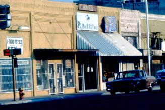 Mill Avenue Street Scene