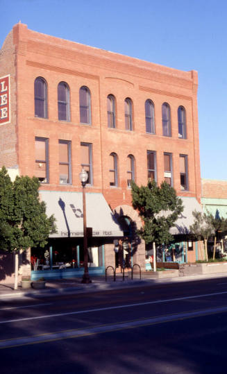 Tempe Hardware Building