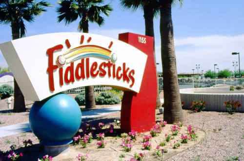 Fiddlesticks sign, 1155 W. Elliot Rd.