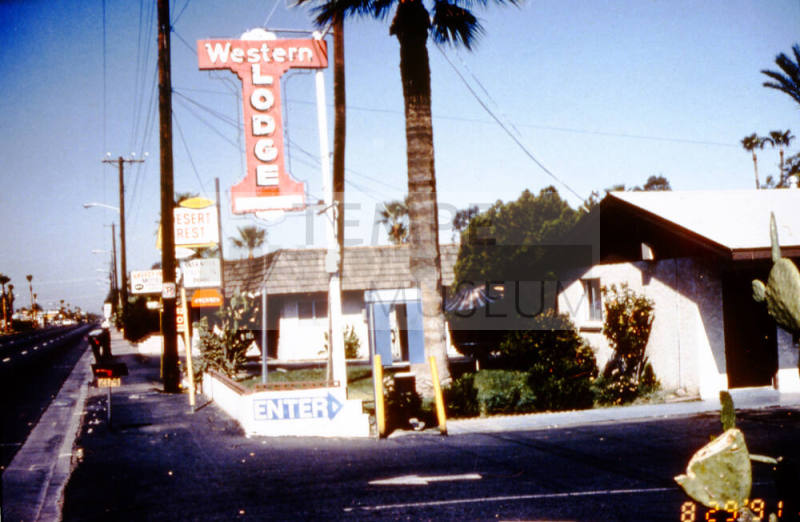Western Lodge Motel, 2174 E. Apache Blvd.