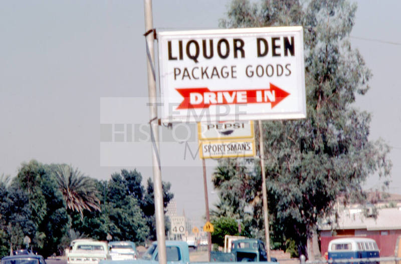 Liquor Den, Univesity Drive