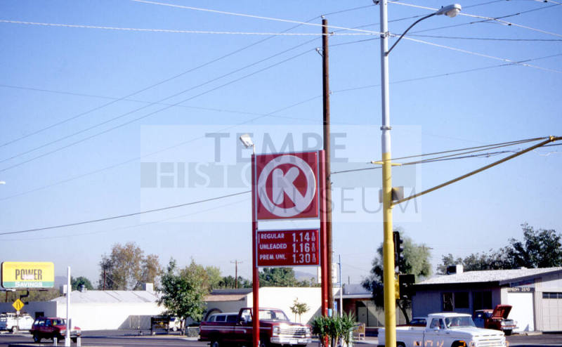 Circle K gas station sign