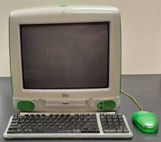 Apple iMac G3 (Non-Original Color) & Accessories