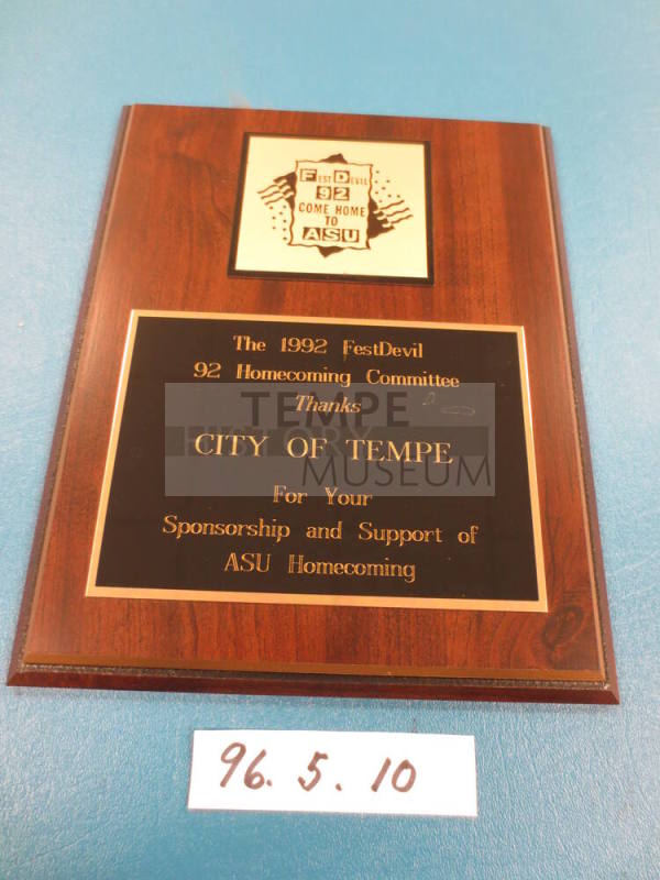 Award, plaque