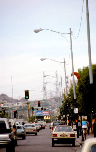 Mill Avenue near bridge