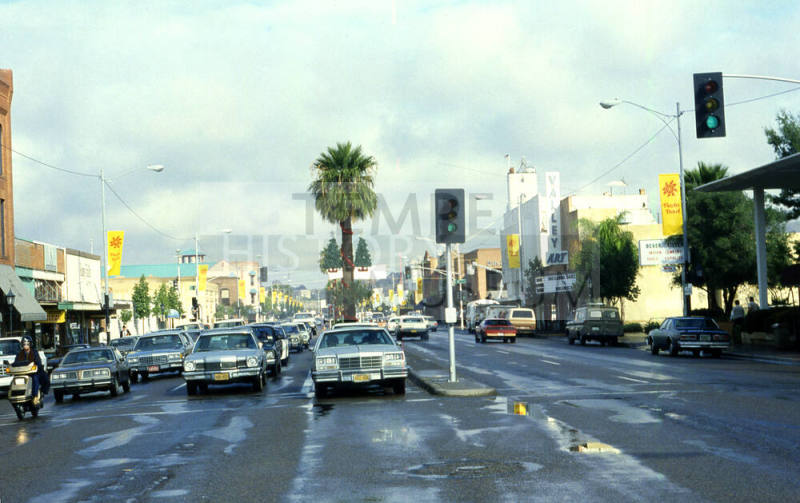 Mill Ave. at 6th St. - Fiesta Bowl banners